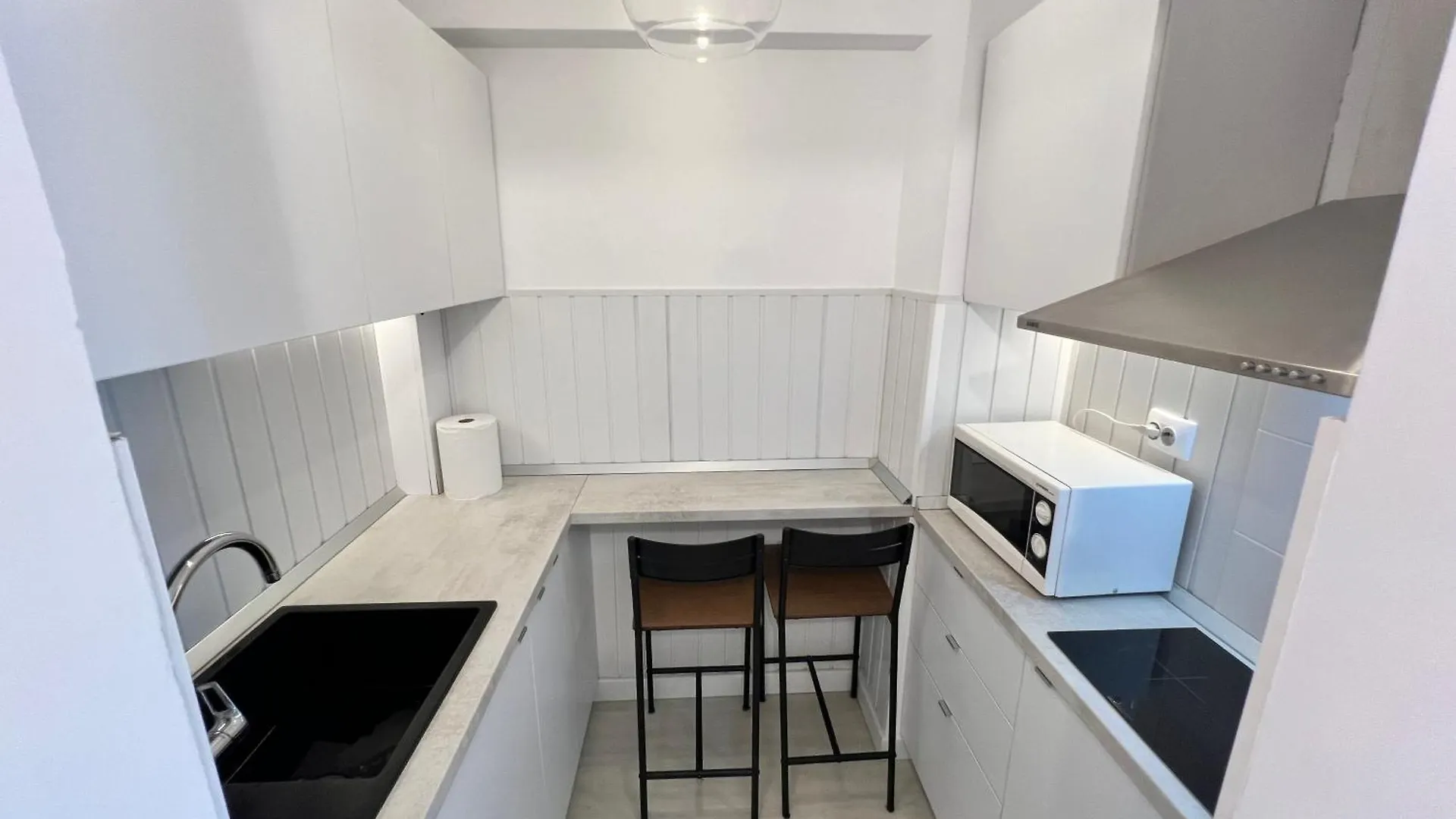 Lazynest - Charming Apartment Near Cismigiu Park Bucharest