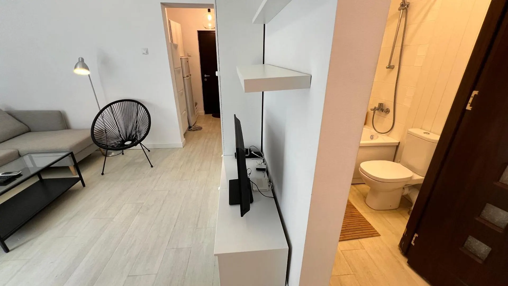 Lazynest - Charming Apartment Near Cismigiu Park Bucharest